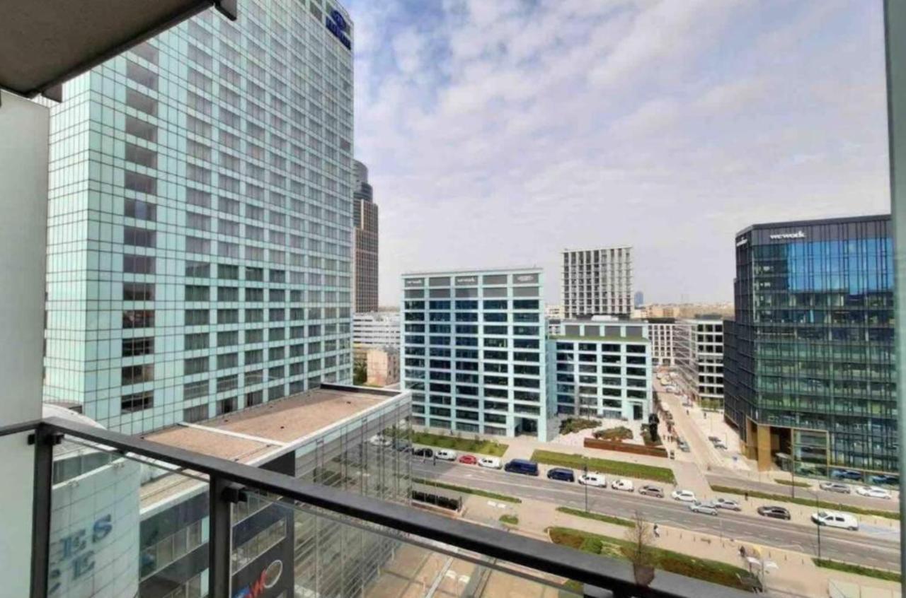Platinum Tower - City Center - Golden Apartments Warszawa Eksteriør billede